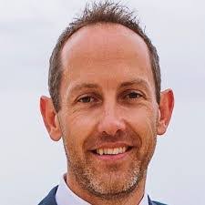 Brett Laing's Instagram, Twitter & Facebook