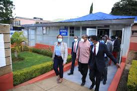 Hot topics why alfred mutua is being left by the wife watch ktn live www.ktnkenya.tv/live follow us on. Uzivatel Dr Alfred Mutua Na Twitteru Today I Hosted The Cabinet Secretary For Health Hon Mutahikagwe19 In Machakos During His Visit To Evaluate Our Level Of Preparedness In Dealing With The Corona