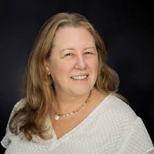 Lisa DelVecchio Email & Phone Number