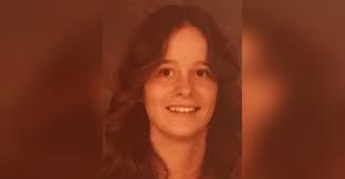 Ann Clouse's Instagram, Twitter & Facebook