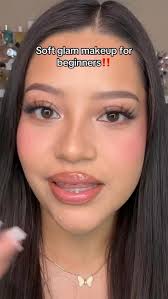 Jillian Tan (jillianmtan)