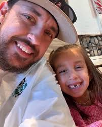 Cassie Hopkins's Instagram, Twitter & Facebook