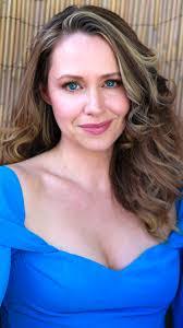 Jessica Olsen's Instagram, Twitter & Facebook