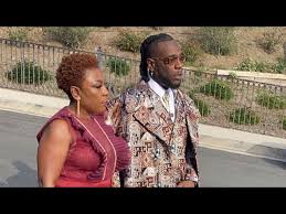 Burna boy went all out to spoil his new love interest, stefflon don with an amazing valentine's day surprise. Burna Boy And Mom Playfully Blast Stefflon Don For Suporting Vybezkartel Over Wizkid Youtube