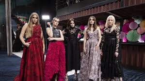 Wer wird bei gntm 2021 zur gewinnerin gekürt? Gntm 2021 Leni Klum Maria Nackt Walk Nachbericht Zu Folge 1 Sudwest Presse Online