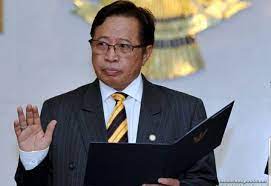 Majlis perjumpaan penerima dana bantuan unifor tahun 2017 & 2018 bersama yang amat berhormat ketua menteri sarawak. Sarawak Aritok 6 Mac 2018 Ketua Menteri Datuk Patinggi Facebook