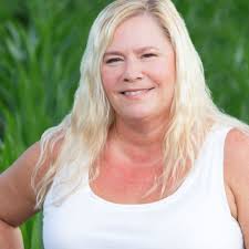 Maple Leaf Farms CEO And Leadership: Executives and Demographics