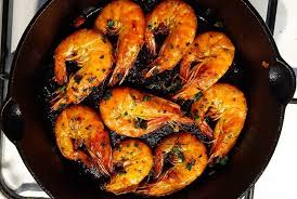 Es Ist Tapastime Wer Liebt Spanische Tapas Auch So Wie Wir Da Es So Viele Unterschiedliche Gerichte Gibt Eignen Sich Die Klassischen Tapas In 2020 Food Meat Shrimp