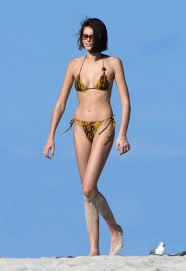 Kaia Gerber Sexy Ass Thong Bikini - Fappenist