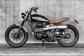 International Rescue A Cross Border Kawasaki W650 Scrambler By Recast Moto Scrambler Cafe Racer Motorcycle Kawasaki