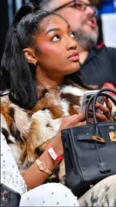 I'm hurt 💔🥺 all I want now is “hello”from my special man ❤️❤️🌷