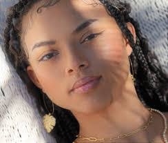 Chelsea Tidwell's Instagram, Twitter & Facebook