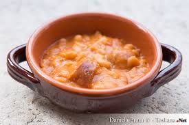 Salsiccia Con Fagioli Sprich Bratwurst Mit Bohnen Das Ideale Rezept Fur Die Kalte Jahreszeit Aus Der Toskana Es Handelt Sich Hie Bratwurst Wurstchen Rezepte