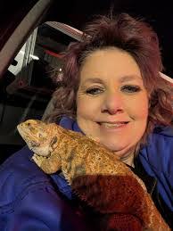 Laura Fortney's Instagram, Twitter & Facebook