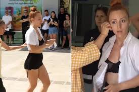 girls will be ‎minayuro🍓 (@tekukmiya)  X