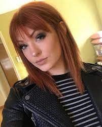 Cute Medium Straight Hair With Bangs Beautifulredhair Medium Hair Styles Hair Styles Straight Hairstyles Medium