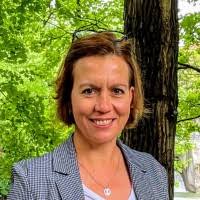 300+ perfiles de «Kathi»