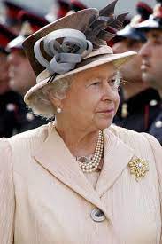 A Look At Queen Elizabeth Ii S Most Beautiful Pieces Of Jewellery Queen Elizabeth Queen Hat Queen Elizabeth Ii