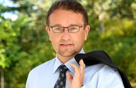 Podcast: MMR hasí problém s vouchery na lázně