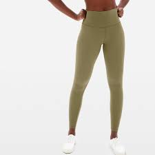 These stylish mens spandex are ideal for all seasons and offer alibaba.com offers comprehensive mens spandex options for saving money on these comfortable, breathable clothes made from pure cotton, polyester. Everlane S Best Selling Perform Leggings Are 40 Off For Presidents Day Glamour