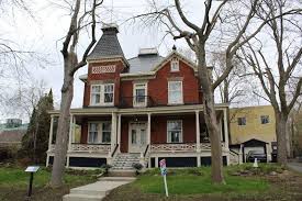 Pin By Jean Dumont On Victorienne In 2020 Victorian Homes Sims House House Styles