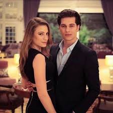 Preciosos La Pareja Perfecta Hombres Guapos Actores