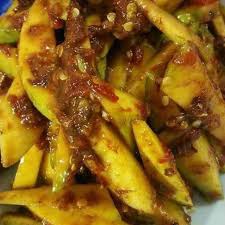 Sambal belacan consists of chilies, belacan (malaysian shrimp paste), calamansi lime (limau kasturi), salt and sugar. Sambal Belacan Mangga Steemit