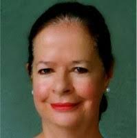 Suzanne Canada's Instagram, Twitter & Facebook