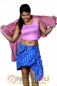 Today revealing or showing navel is fashion and it is the trend in these days to grab everyone's attention. Priyanka Nalkari Wallpapers Wallpaper Cave