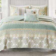 Find furniture & decor you love at hayneedle, where you can buy online while you explore our room designs and curated looks for tips, ideas & inspiration to help you along the way. Country Farmhouse Quilts Coverlets Sets You Ll Love In 2021 Wayfair