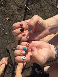 Manikyur Minimalist Nails Swag Nails Broken Nails