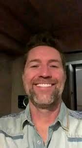 Don't lie to me, how do I look 😍😍😍