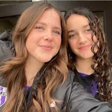 Summer Clark (@SummerClark2025)