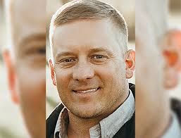 Carver wins Republican runoff for District 1 supervisor