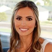 Alexandra Mays's Instagram, Twitter & Facebook