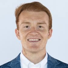 Hello all! Wanted to share some exciting career updates as my journey into  the workforce has begun. First, I am super proud to announce that in May, I  graduated Magna Cum Laude