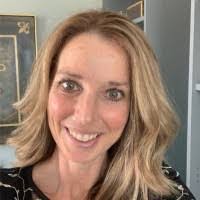 Jennifer Spitzer's Instagram, Twitter & Facebook