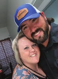 Sidney Hatch's Instagram, Twitter & Facebook