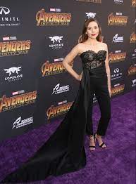 However, olsen has rarely publicly spoken about her relationship. Elizabeth Olsen Gets Engaged To Boyfriend Robbie Arnett After Three Years Of Dating