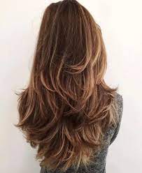 glatte schulterlange haare haarschnitt glatte haare schulterlange haare glatt schulterlange haare mittelscheitel