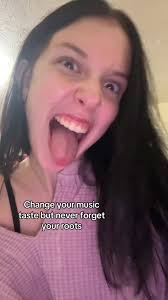 Fun fact as a kid I have an Andy poster I’d tell goodnight #fyp #viral  #relatable #emo #blackveilbrides #andysixx #andybiersack