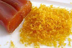 Analoga alla bottarga di muggine è la bottarga di tonno, dal gusto più sapido. Bottarga Di Muggine O Di Tonno Cos E E Come Si Usa Agrodolce