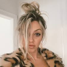 Shanna Delfs Email & Phone Number