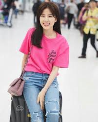 Bule vs indonesia lagi ni. Sananthachat Mode Wanita Wanita Selebritas