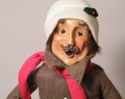 Byers' Choice 2000 Victorian Shopper Female Caroler