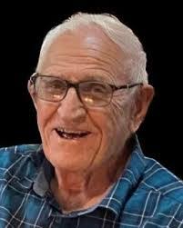 Earl Cushman's Instagram, Twitter & Facebook