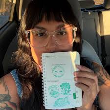 𝕷𝖊𝖘𝖑𝖞 𝕷𝖎𝖒𝖔𝖓 🦇 (@leslimonster) • Instagram photos and videos