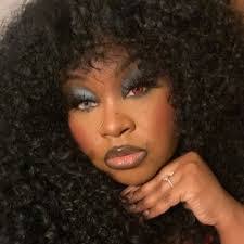 Macie Reynolds's Instagram, Twitter & Facebook