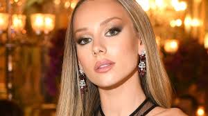 Alex Saint, la maquilladora de Ester Expósito y Aitana, nos desvela los  secretos de sus maquillajes