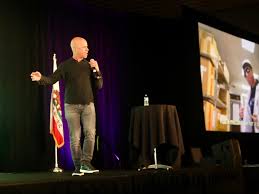 Through humor and music, ZDoggMD calls for a better health care system |  www.APHLblog.org - APHL Blog